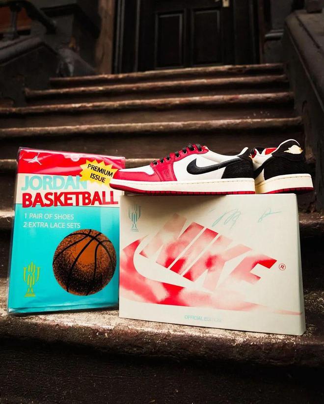 年度十大球鞋」刚刚公布！第一名果然是……新利体育网站入口SNKRS「2024(图1)